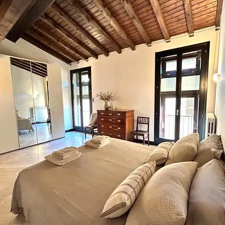 Casa Savoia 31 公寓