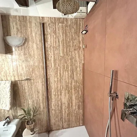 Casa Savoia 31 *