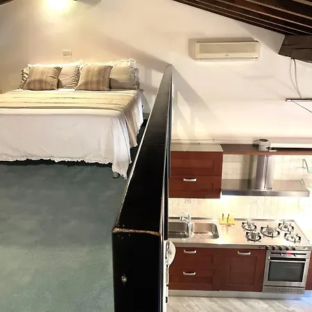 Casa Savoia 31 Salò